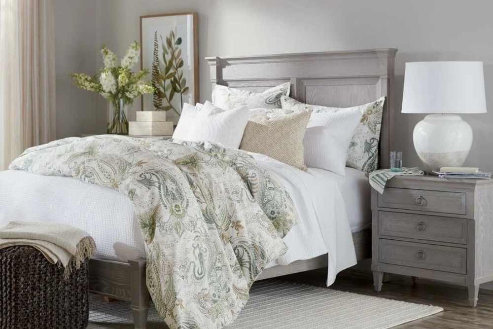Ethan Allen Continental bedroom set and bedroom collection near Newburgh, New York (NY)